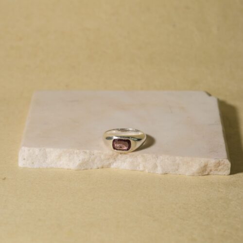 Spinel Ring