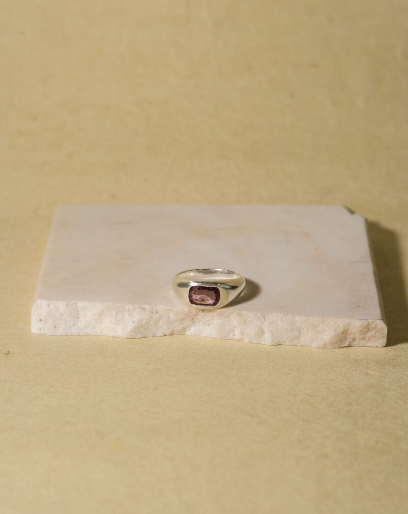 Spinel Ring