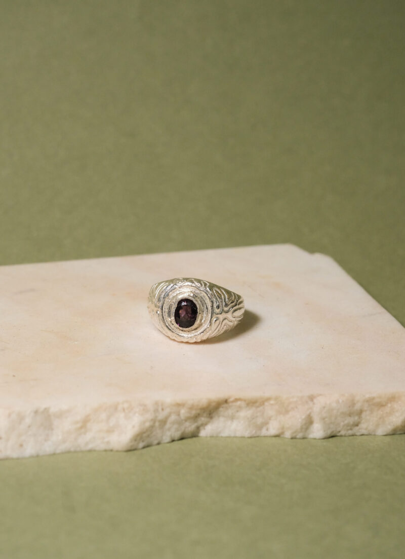 Spinel Ring