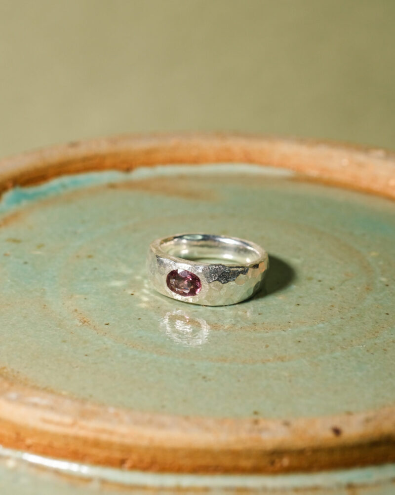 Spinel Ring