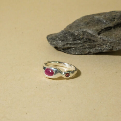 Ruby/ Garnet Ring