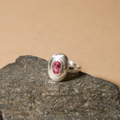 Spinel Ring