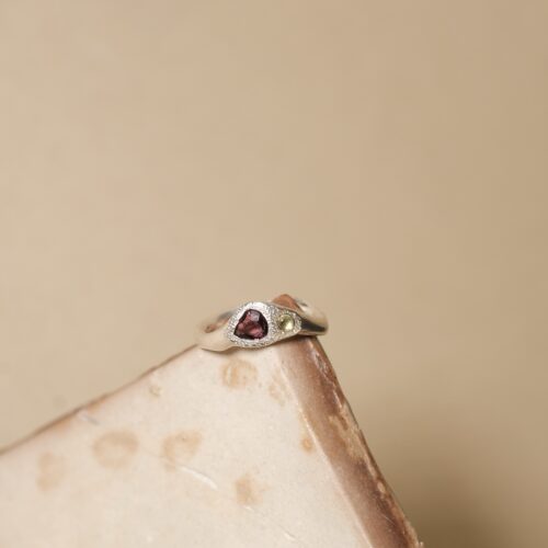 Spinel/Peridot Ring